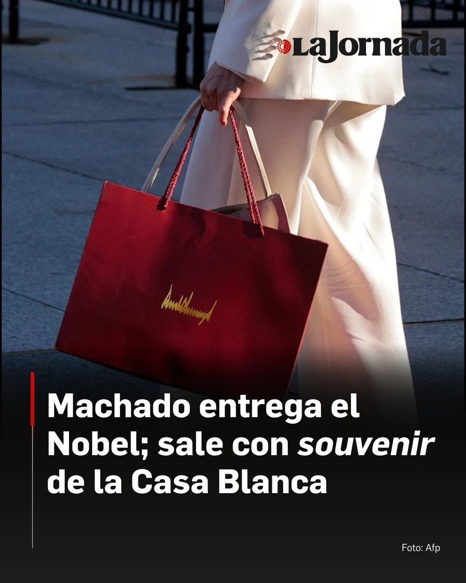 🇺🇸 🎁 El presidente de Estados Unidos, Donald Trump, dio a la venezolana María Corina Machado una bolsa de regalo con su firma al salir de su encuentro en la Casa Blanca el jueves.

La reciente acción de Machado, quien entregó su Premio Nobel de la Paz al magnate republicano,