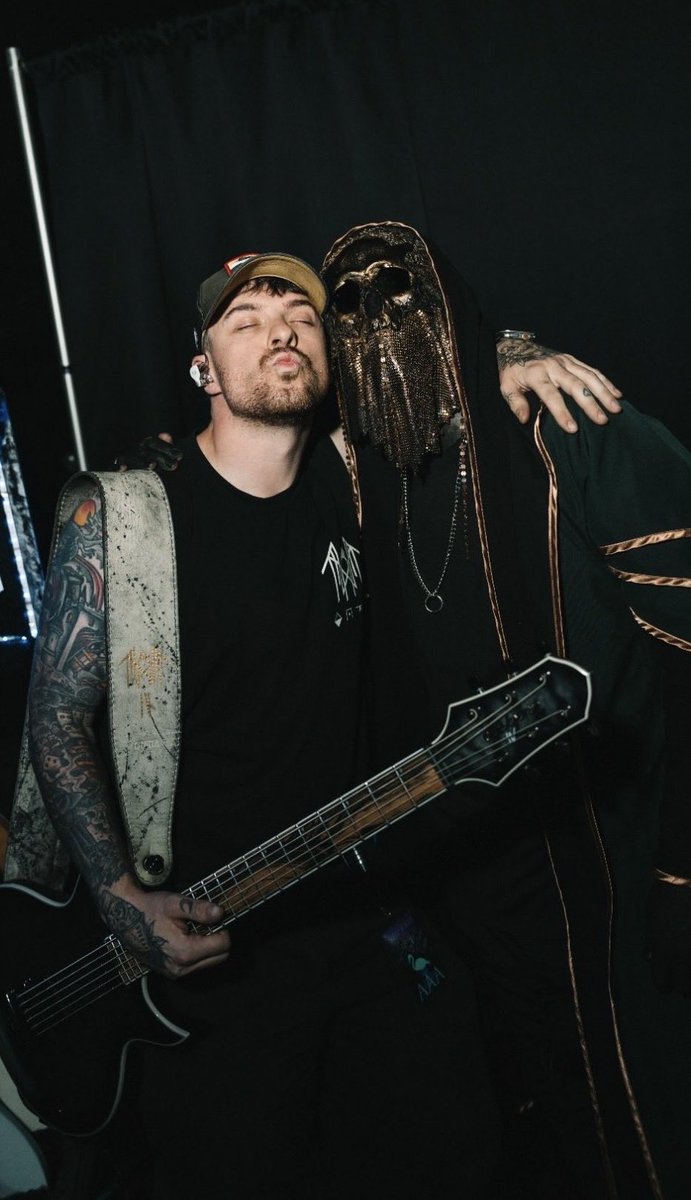 faye ᛑᛗᛛ tweet media