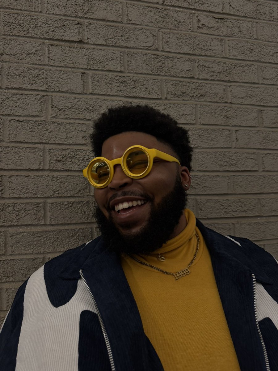 lightsonque's tweet image. smell good, taste good.