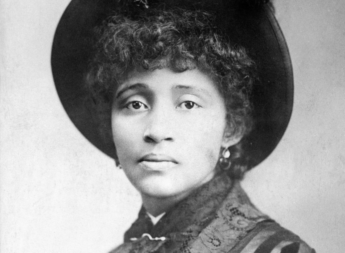 #OtD 17 Jan 1915 @IWW organiser Lucy Parsons led a march against hunger and unemployment in Chicago. It was during this protest that famous union hymn "Solidarity Forever" was completed by Ralph Chaplin. More IWW music in this great book: shop.workingclasshistory.com/collections/bo…