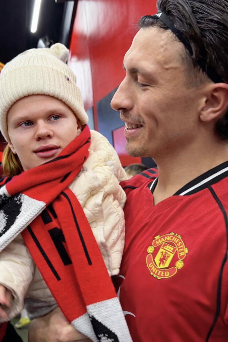 unitedpeoplestv's tweet image. 🤣🤣🤣