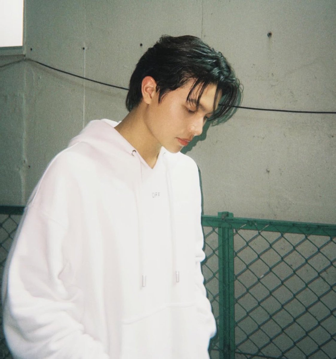 ᅠᅠ 

   #NewProfilePic for #ไอราวัณทัก 

ᅠᅠ