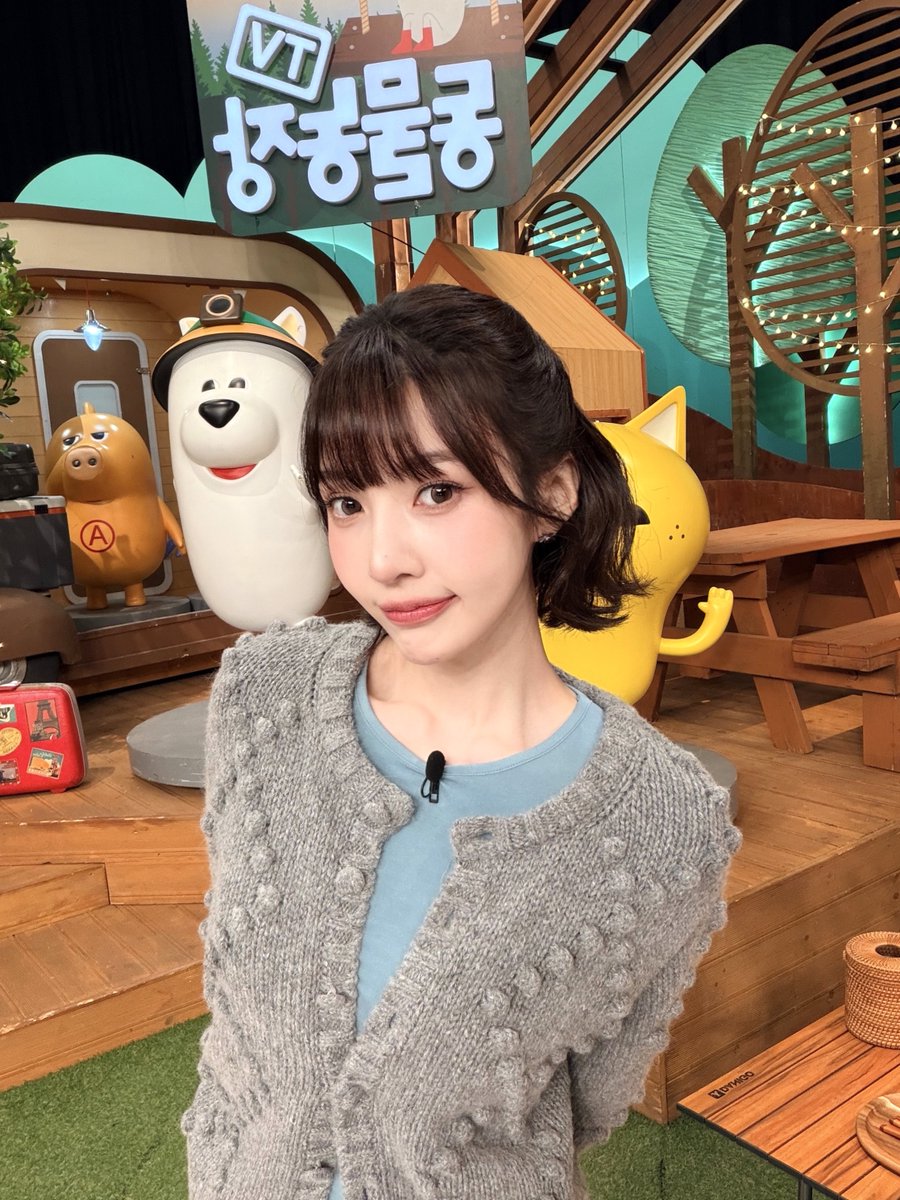 SBS <TV 동물농장>🩵🩶

⏰잠시 후 9시 30분

#JOY #조이
#RedVelvet #레드벨벳
#TV동물농장