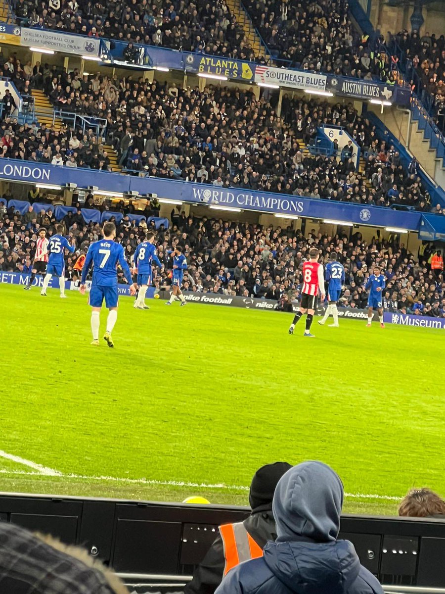 Match_tickets's tweet photo. وصلت للتو من قلب الحدث مقاعدنا لمباراة 
تشيلسي x برينتفورد 
تصوير اخوي سعد 🇰🇼
لمن يبحث عن التميز 
#مقاعد_الدانة https://t.co/x0QLjLGTLg