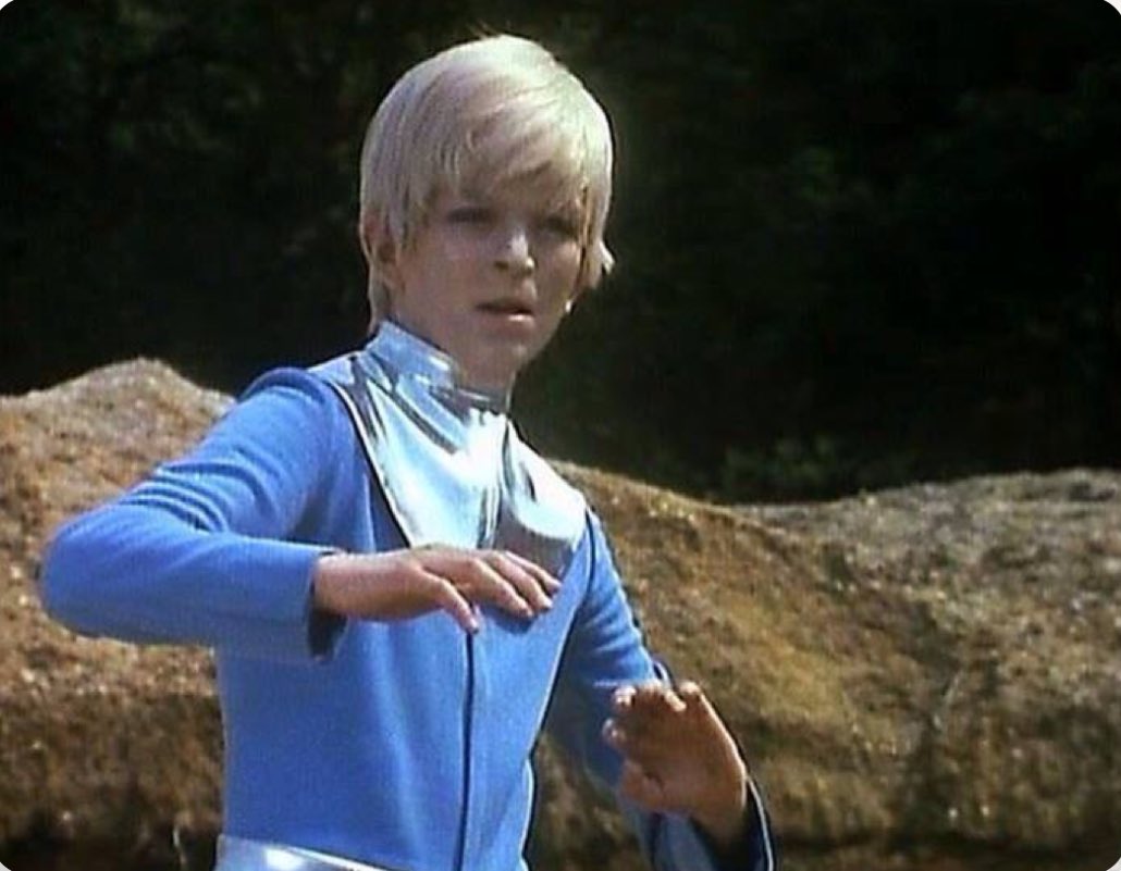 sculpture by chris tweet media