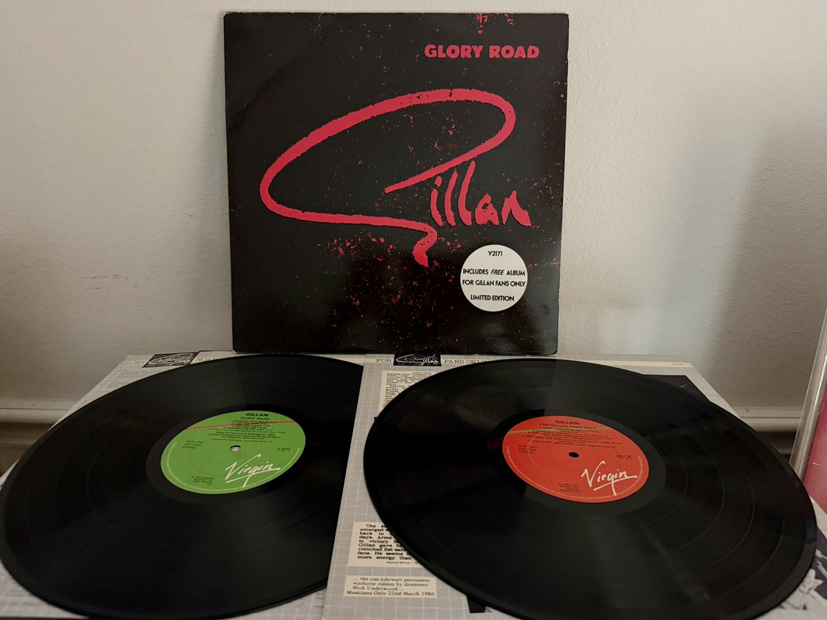 MoKnowsMetal's tweet photo. Played through a few Gillan albums last evening and finishing up today with this Glory Road version…
#Gillan #GloryRoad
#IanGillan #NowPlaying
A fantastic group of albums under the Gillan banner! https://t.co/2m77xiWFEj