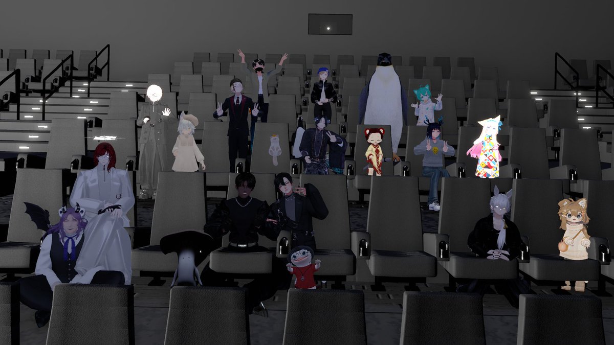 本日は #アート好き集会 の企画として #NMC_VRC が主催する #5cmの宇宙 の関係者試写会に行ってきました。
ようやく見ていただける機会を得て感無量です。
撮影期間はあっという間でしたが、スタッフ・演者さんみんないい人たちで、すごく楽しかった！またやりたい！何かしらかで受賞されろ～！😆