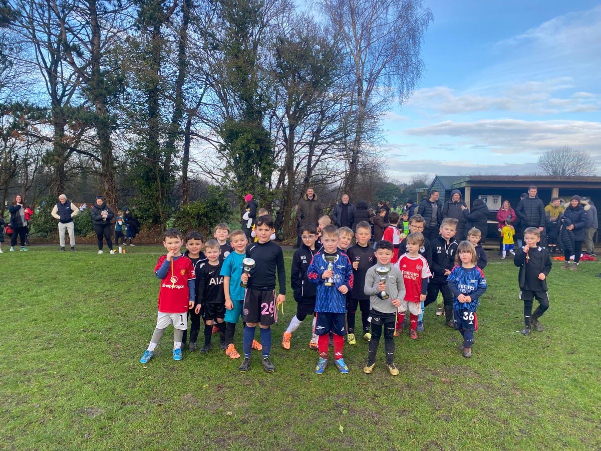 Harriers_fc's tweet photo. 9 games at Herne started at 9am with good numbers for Mini Harriers. Pictured yr R , yr 1 &amp; yr 2 players with their player of the week trophies. Mini Harriers takes place at Herne School Sat 9am to 10am .  Paul - Club Chairman on 07824623879 or message the club contact page. https://t.co/W92vTDb4Rc
