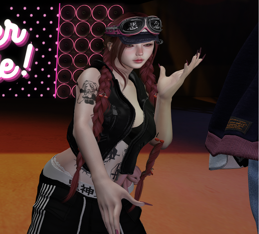 今宵は久し振りにイベントに遊びに💗

Bitter Sweetさまへ🌸
やっぱり華やかで音もdanceもとっても楽しかったですー✨　お疲れ様でした😉
またの開催楽しみにしてますねー✨