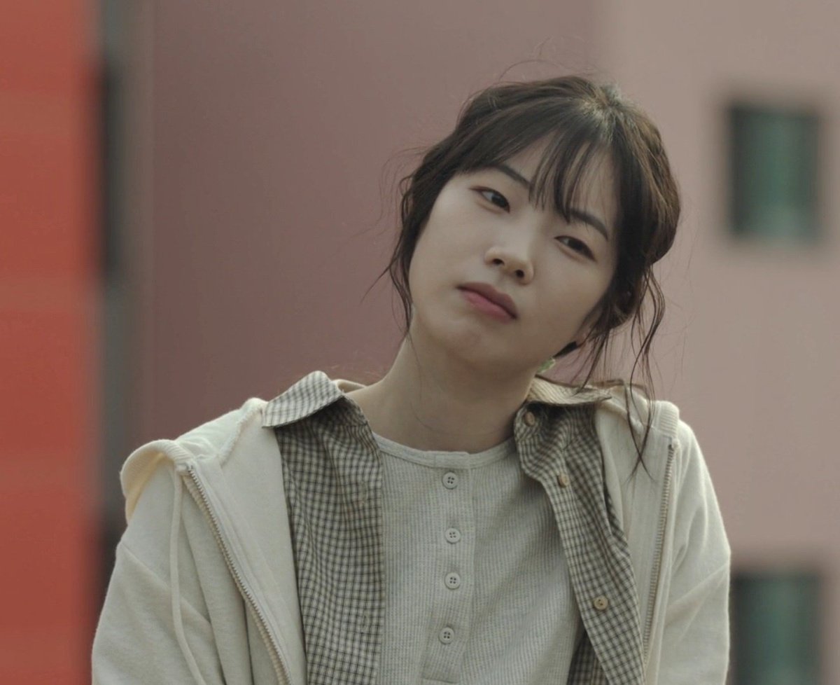 2472ice's tweet image. I want this person