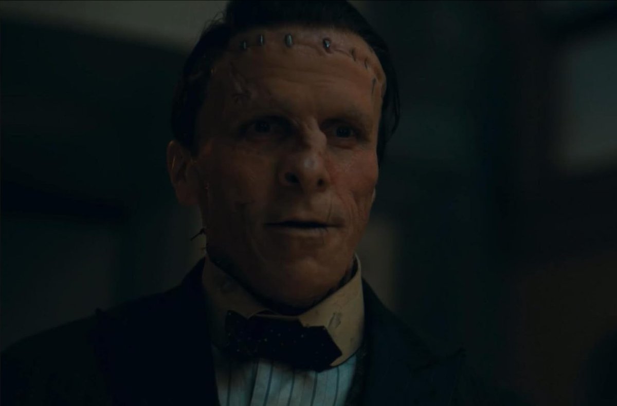 FilmVarili's tweet photo. Christian Bale'ın Frankensteinın canavarını 
Jessie Buckley'in de frankensteinın "eşini" oynadığı
The Bride insana bi öh artık yetmez mi senede 1 frankenstein filmi dedirtiyor
(ya da bize öyle geliyor kim bilir) https://t.co/JphjEWCSsF