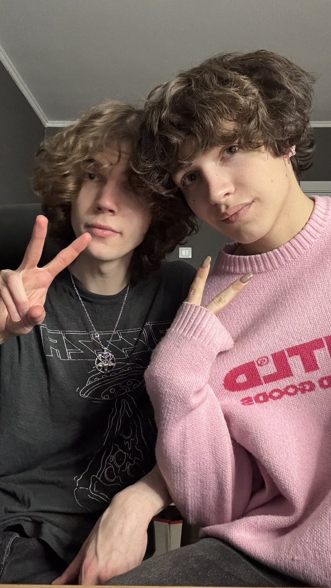 Lazycatt tweet media