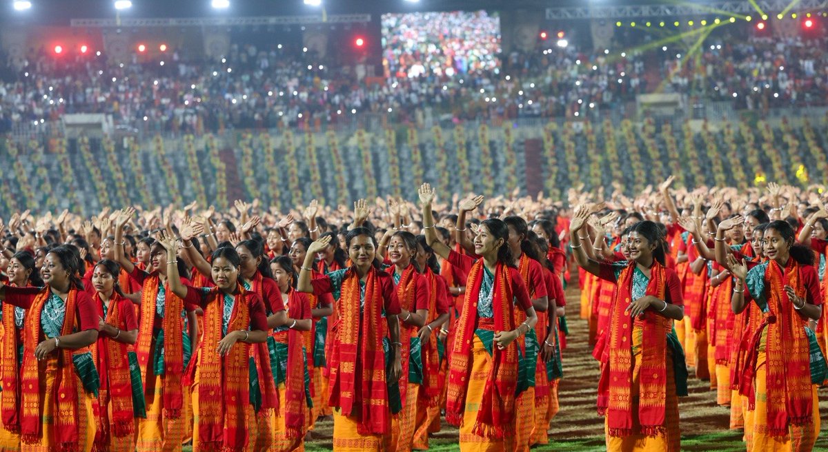 Narendra Modi tweet media