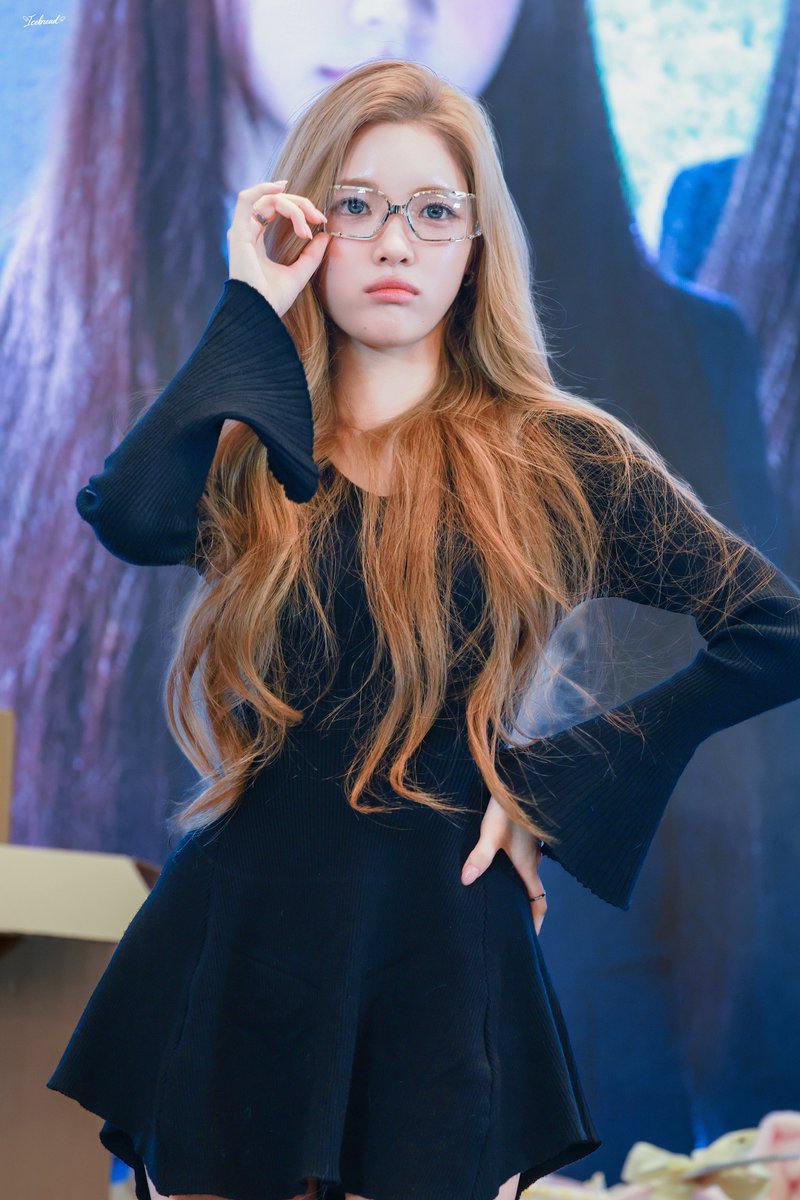 Icebread0412's tweet image. 260117  SHANGHAI

오랜만이에요🥹

#Hearts2Hearts  #YUHA
#하츠투하츠 #유하