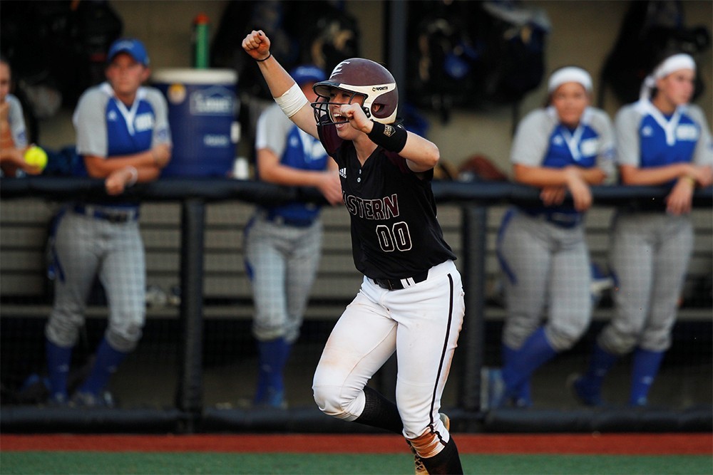 EKU Softball tweet media