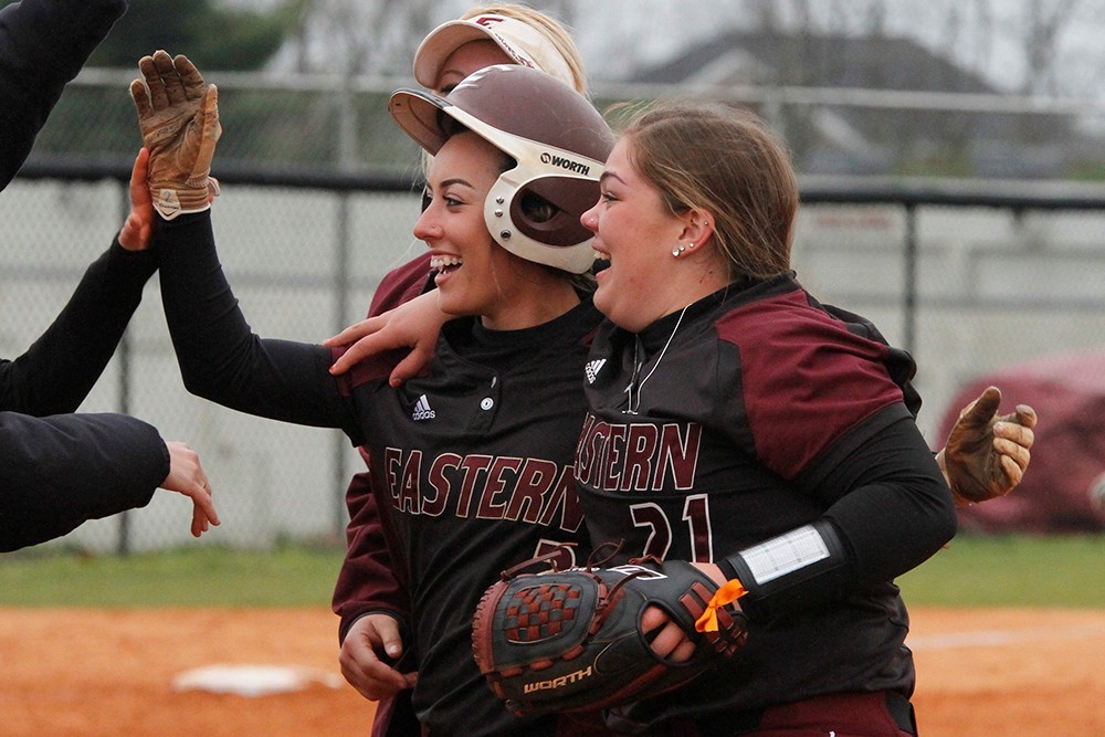 EKU Softball tweet media