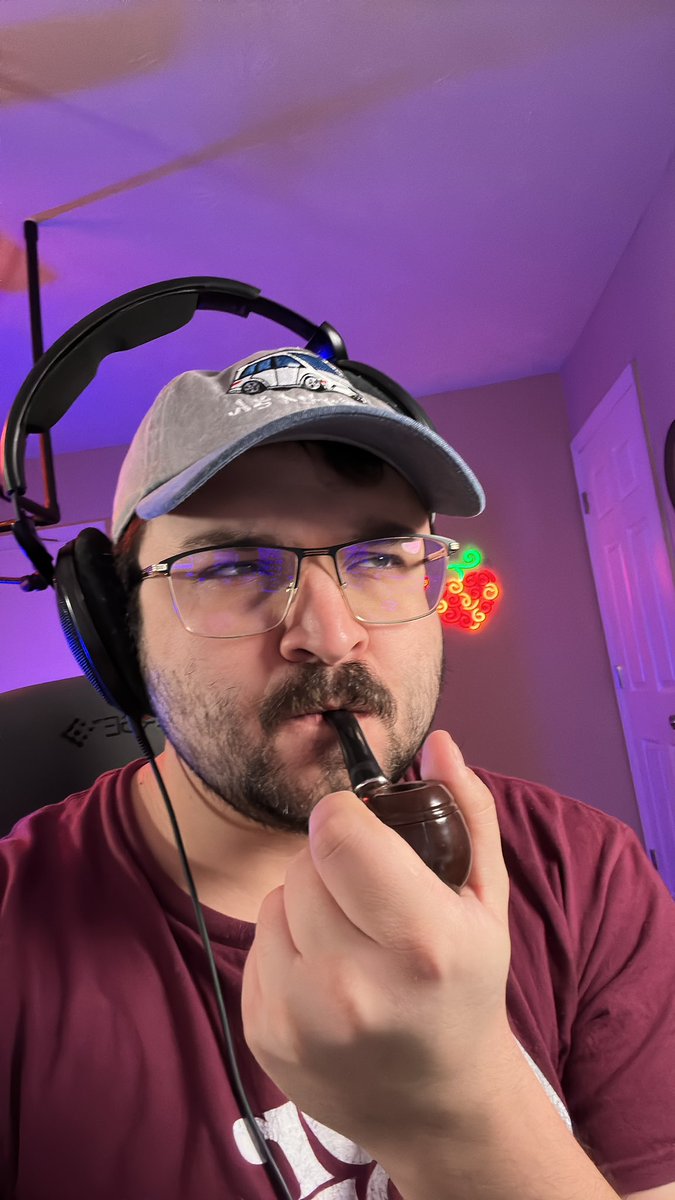 thecastking's tweet photo. FIRST EVER SKYRIM PLAYTHROUGH…….but something feels a little….off…… LIVE RN!!!

https://t.co/Hmjwa6g5gG https://t.co/oVWjUNIayw