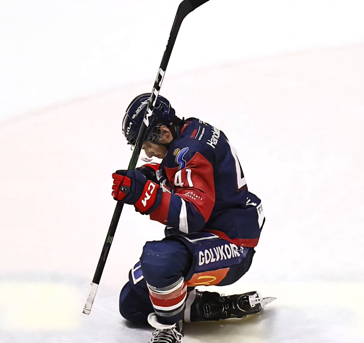 vindojjan's tweet photo. Nu kör vi för Broc!! ❤️🤍💙 https://t.co/tRZ6u3s2O1