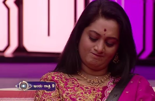 Harshavardha601's tweet photo. Ashwini madem Big Boss nodilla anth heltare🤣
adre gilli alli bere bere contestant personality kanasta ittu anth heltare idu hega saadya😂

Satya helri😂🤣

#BBK12 #BBK12live https://t.co/3tCeo4IO2V