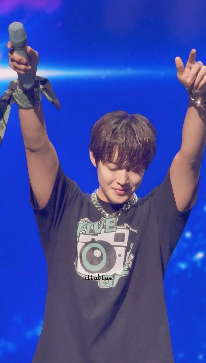 knockknob's tweet image. 大阪2日目のステージから③ ss501forever.jp/blog-entry-626…