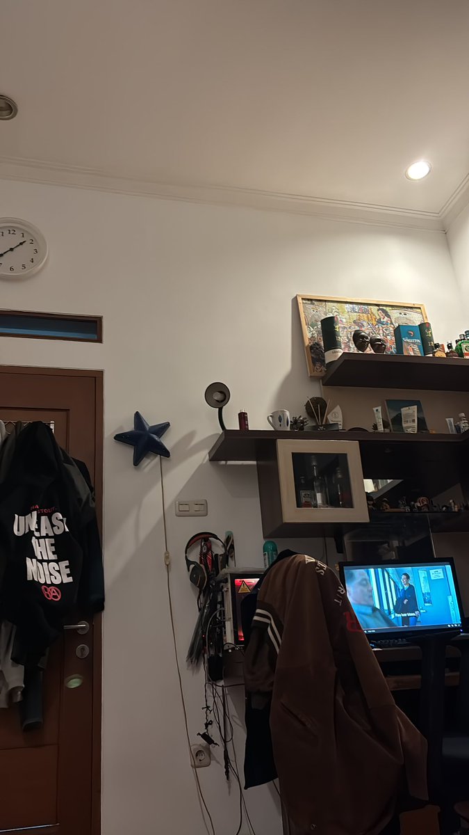 adhityaaaN's tweet image. Biasa~