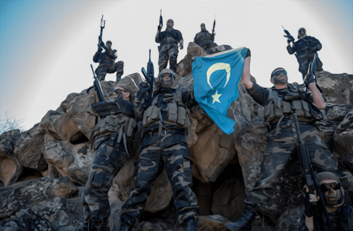 SteveWChina's tweet image. Some nice friends they've got there. ETIM/ETIP supporters in the crowd. If you're on the same side as a proscribed terrorist organization responsible for the death of hundreds across China, you might just be on the wrong side.
#China #ETIM #ETIP
Of course, considering how quickly