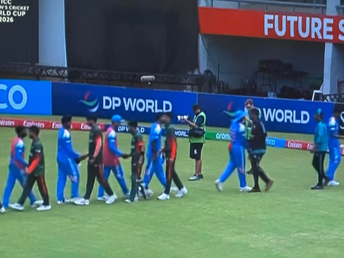 sohailimrangeo's tweet image. Sportsmanship 
#HandShake #U19WorldCup #INDvBAN