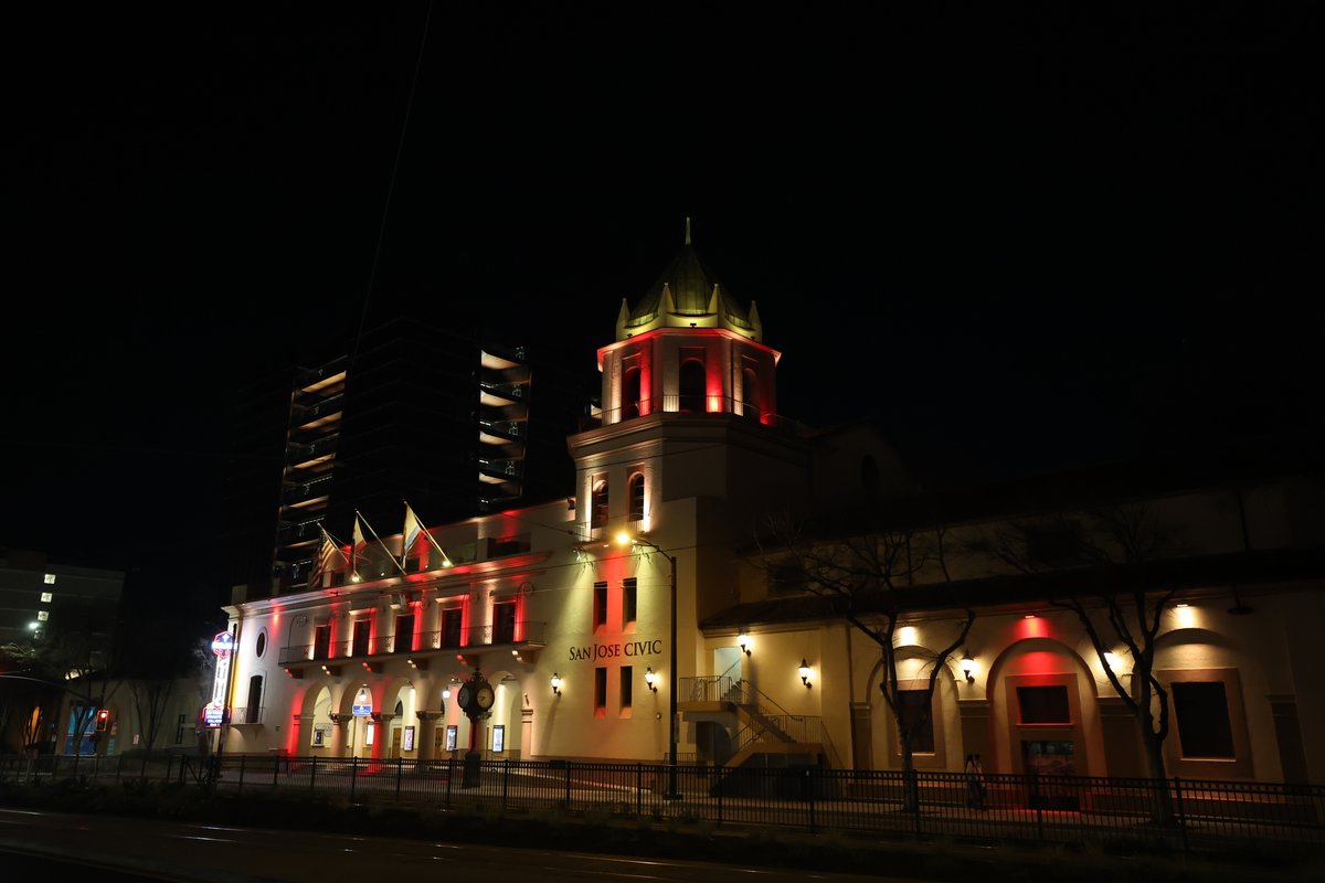 Lit up The Bay ❤️💛

#FTTB