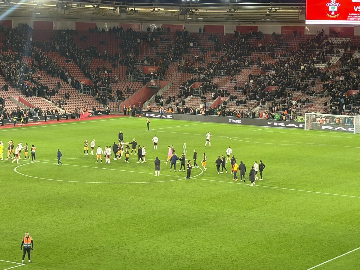 Nobody in this ground has any faith in this group of players, or the group organising them. Big week ahead, next Sunday could be defining. 

#SaintsFC