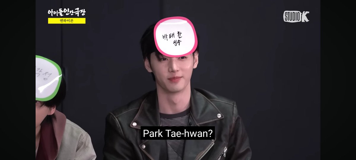 pshroyals's tweet image. It's just so funny how they thought guess word from description would be a challenge for sunghoon who not only has crazy intuition but also the walking enhypen encyclopedia who can cut out any BS just from their body language 😭 like just look at his know it all face..