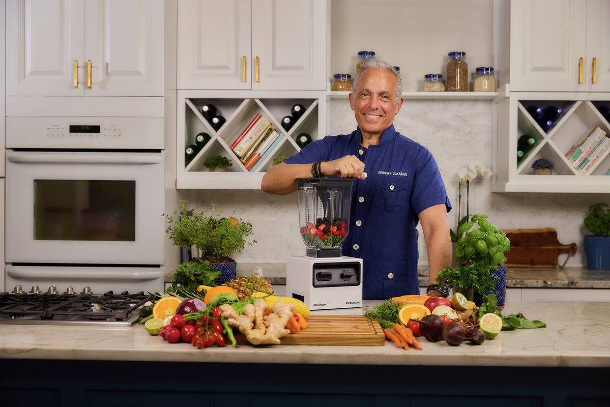 gzchef's tweet image. 🚨 GIVEAWAY ALERT 🚨

We’re celebrating my @Blendtec Zakarian Pro Blender and you could win one! Professional-grade power. Chef-approved performance. Built for serious home cooks.

🏆 PRIZE
One Zakarian Pro Blender ($599 value)

HOW TO ENTER
1️⃣ Follow me
2️⃣ Like this post
3️⃣…