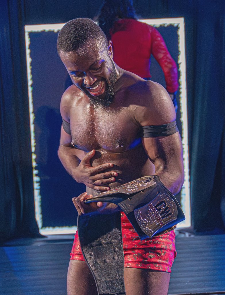 Armani Kayos ✨ tweet media