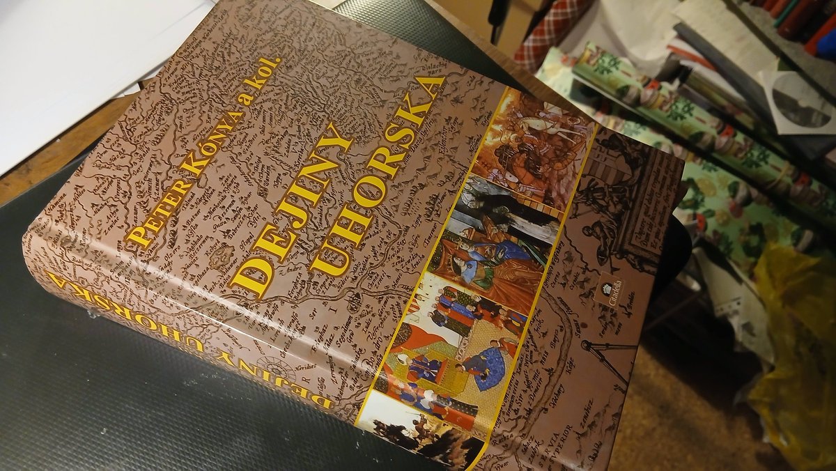 Dočítal som Dejiny Uhorska. Táto kniha bola prvá komplexná publikácia o histórii ríše, ktorej súčasťou boli naši predkovia, čo sa mi dostala do rúk. Fascinujúce čítanie. Ďakujem Petrovi Kónyovi za tento zážitok.
ivansimko.sk/poucny-pribeh-…