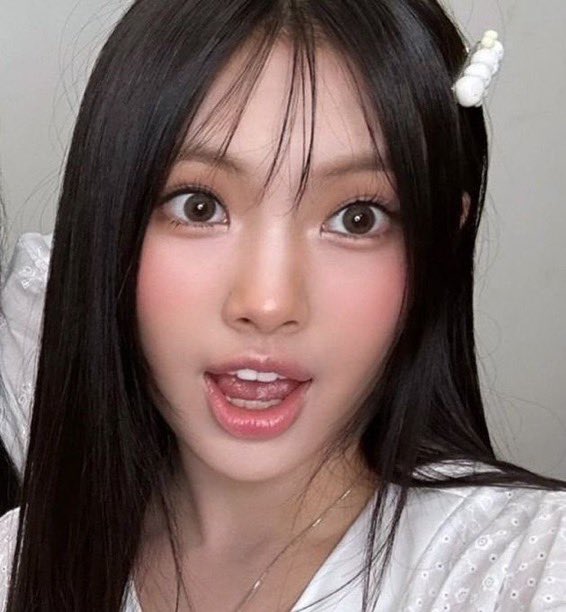 SDV3ED's tweet image. 혜인좋은점
쵸니(칸쵸마스코트)닮았는데 도도한나쵸도닮고 체릐마루도닮음
ㅆㅃ 혜인보고싶어 교실에서 이티에이뮤비틀어놓고 과자먹던그때로, 돌아가고싶어