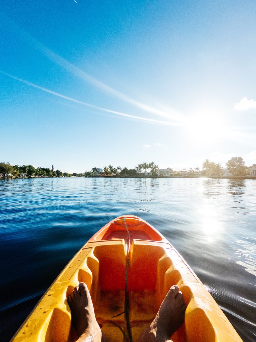 visitlauderdale's tweet image. Out of office, into the kayak 🛶😎

#kayaking #watersports #wateractivites #broward #roamflorida