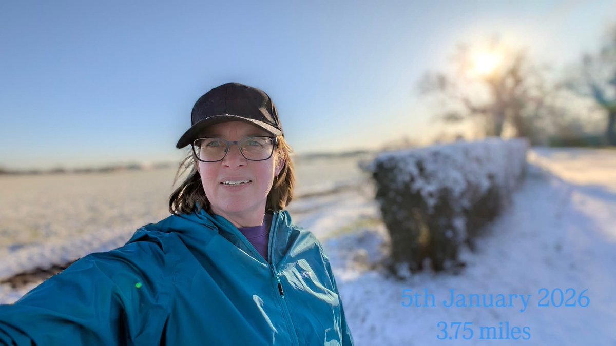 ElsieEverAfter's tweet photo. Another fundraising star is Erica who ran the Manchester Half Marathon for us raising an amazing £500! https://t.co/Zukls6IQdd