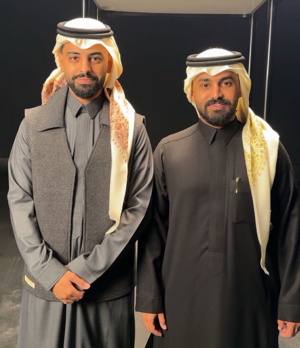 يارب واحد منهم بس المنافسه صعبه والله ويقولون اسامة مروة خلى مستر بيست يبث عشان يصوتون له