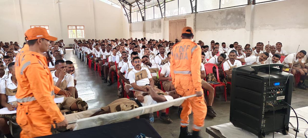 05NDRF's tweet image. 5 Bn NDRF Team
🟢 Successfully conducted DM Training-cum-Capacity Building Programme
📍 At SRPF 2, Pune, Maharashtra
🎯 Strengthening coordination, readiness &amp;amp; swift emergency response capabilities.
🔸 Prepared today for a stronger, resilient tomorrow.
@NDRFHQ
@ndmaindia 
@ANI