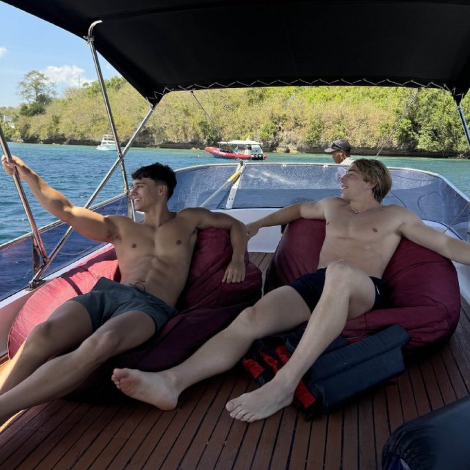 magagodJ's tweet image. 