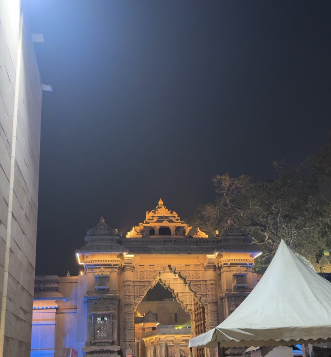 अनामिका tweet media