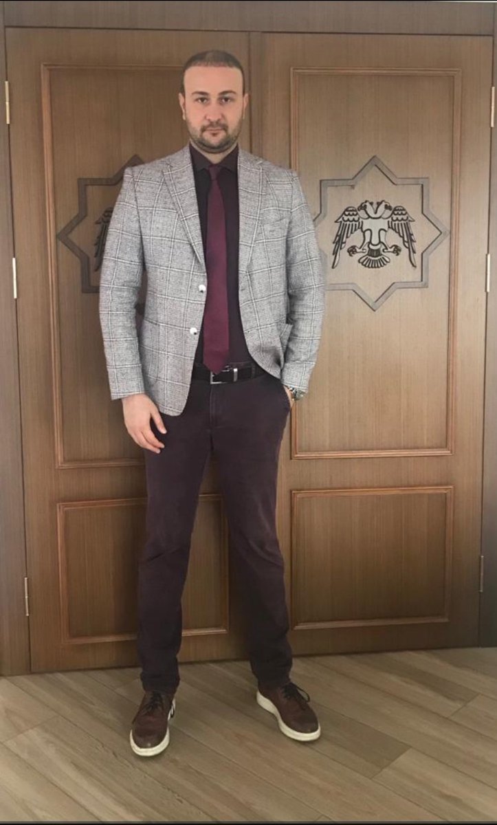 ⚖️ Adalet kişiye göre değişmez, değişmemelidir.
Tolgahan Demirbaş üzerinden ülkücü camiaya kurulan bu kumpas,
ancak hukukla, adaletle ve vicdanla çözülebilir.
❌ Kumpasla değil, adaletle!
📱 Tolgahan Demirbaş’ın cep telefonuna hakim kararı olmaksızın el konulmuş, cihazdan hukuka