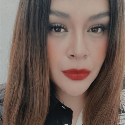 LOVYY0409's tweet photo. #NuevaFotoDePerfil https://t.co/WzTQbAcOrH