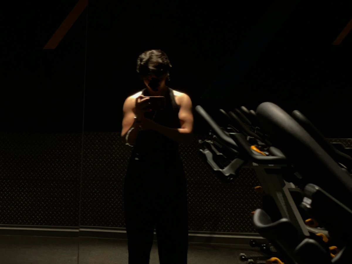 mal___8's tweet image. سبتِيات