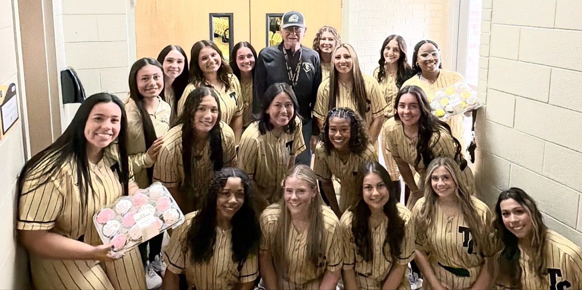 SoftballTemple's tweet image. Happy Birthday to the BEST person we know! BIG DADDY! 🥳💕