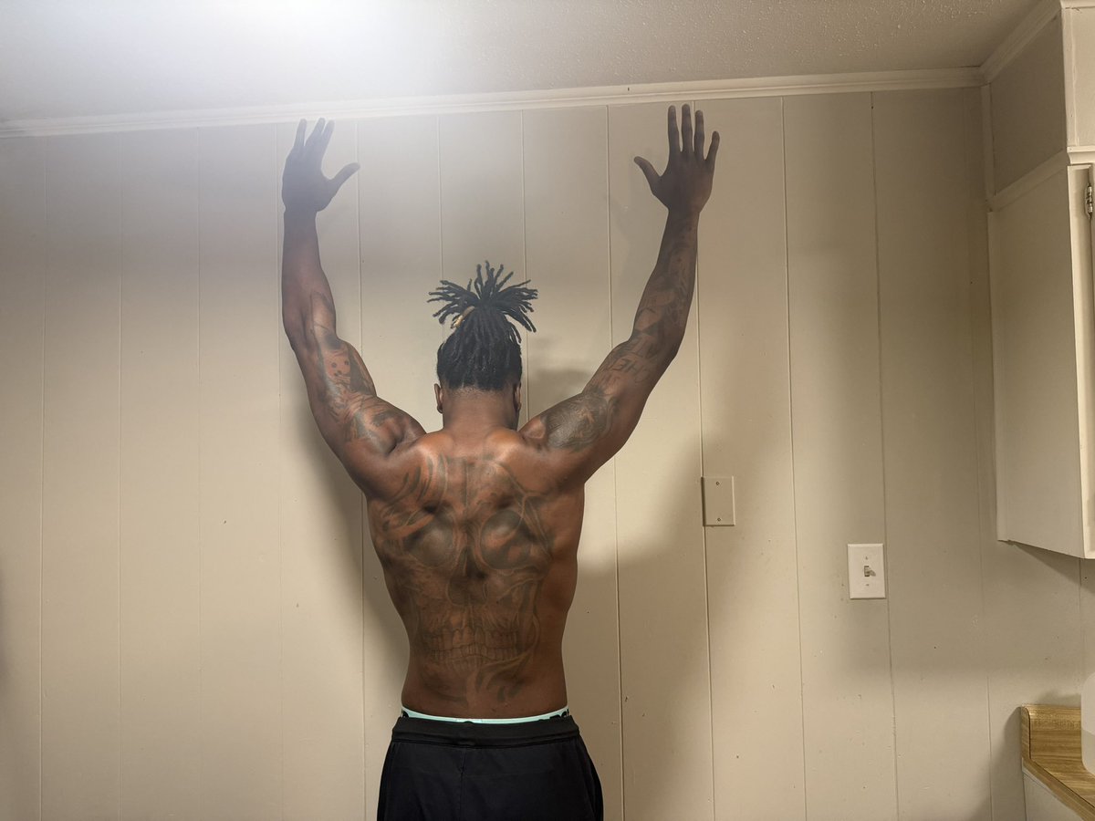 Greggory “ghee” evans 🦈 tweet media