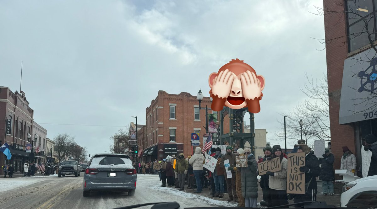 AndrewStruss's tweet image. The Minneapolis hive mind has light rail metro tentacles into the suburbs…

Vikings fans fighting for the right to murder, rape, and pillage.

Hopkins, MN.