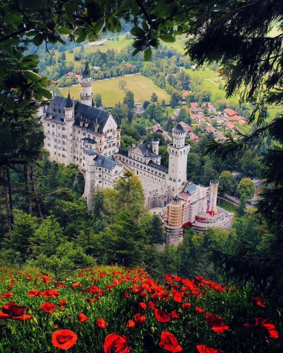 Earthdreams_'s tweet image. Neuschwanstein Castle, Germany
