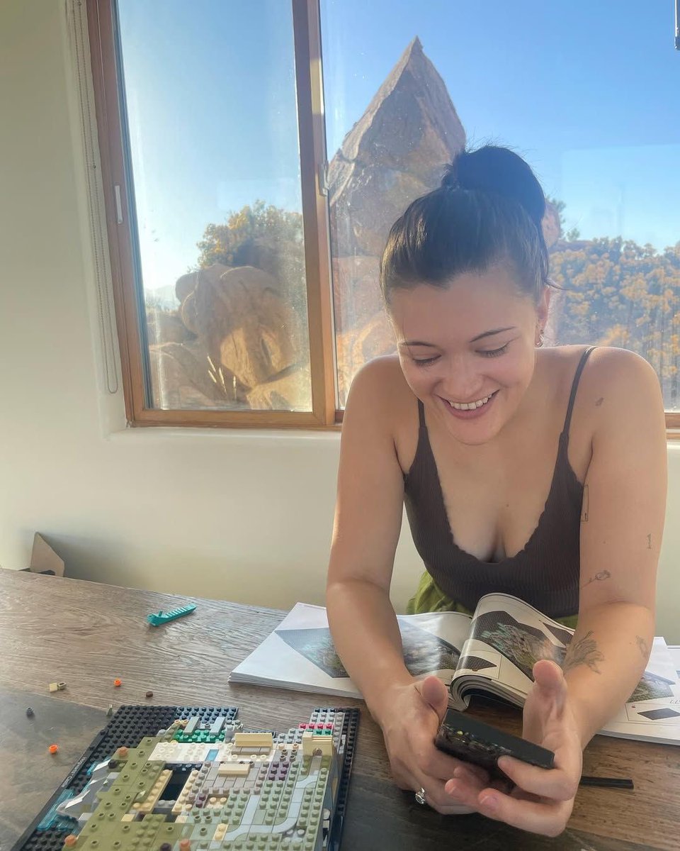 IsaCrave's tweet image. 27 photos for Isa’s 27th birthday!!