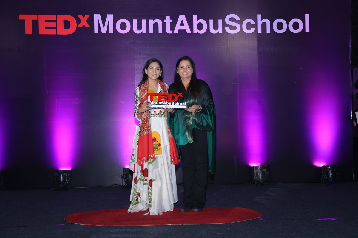 MtAbuSchool's tweet photo. 🌱 Riddhi Deorah
What if parenting was about connection, not control? Riddhi Deorah showed how unlearning at home shapes a borderless future.
#TEDxMountAbuSchool #BeyondBorders https://t.co/3dofpCRJrI