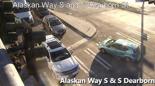 西 Dearborn路事故，车道封闭！